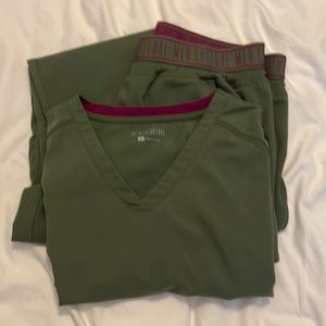 MedCouture Olive Green Set Large top and Petite Large Bottom. Barely used.